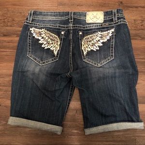 Miss Me Size 36 Bermuda Shorts Mid Rise Curvy